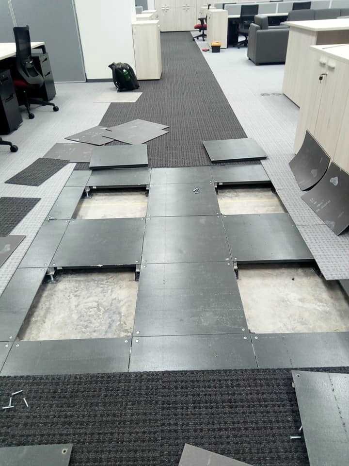 Bare finish steel raised floor